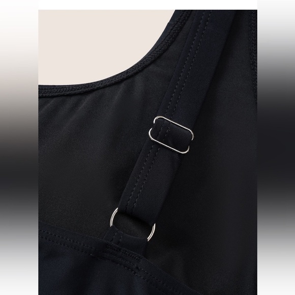 BloomChic Plus Size 4XL Solid Ruched Metal Buckle Detail One Pieces Swimsuit - Picture 5 of 7